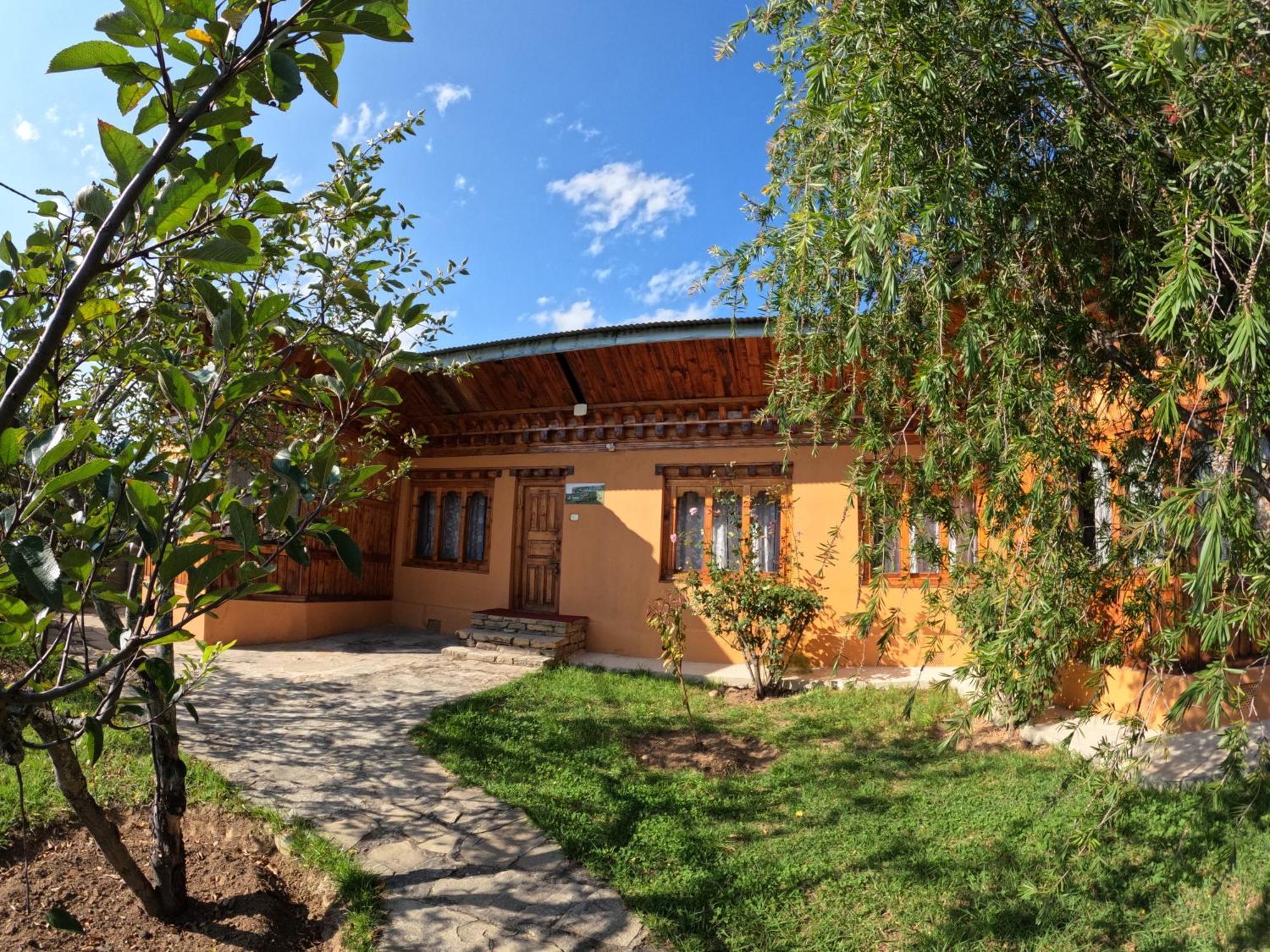 Rema Resort Paro Exterior foto